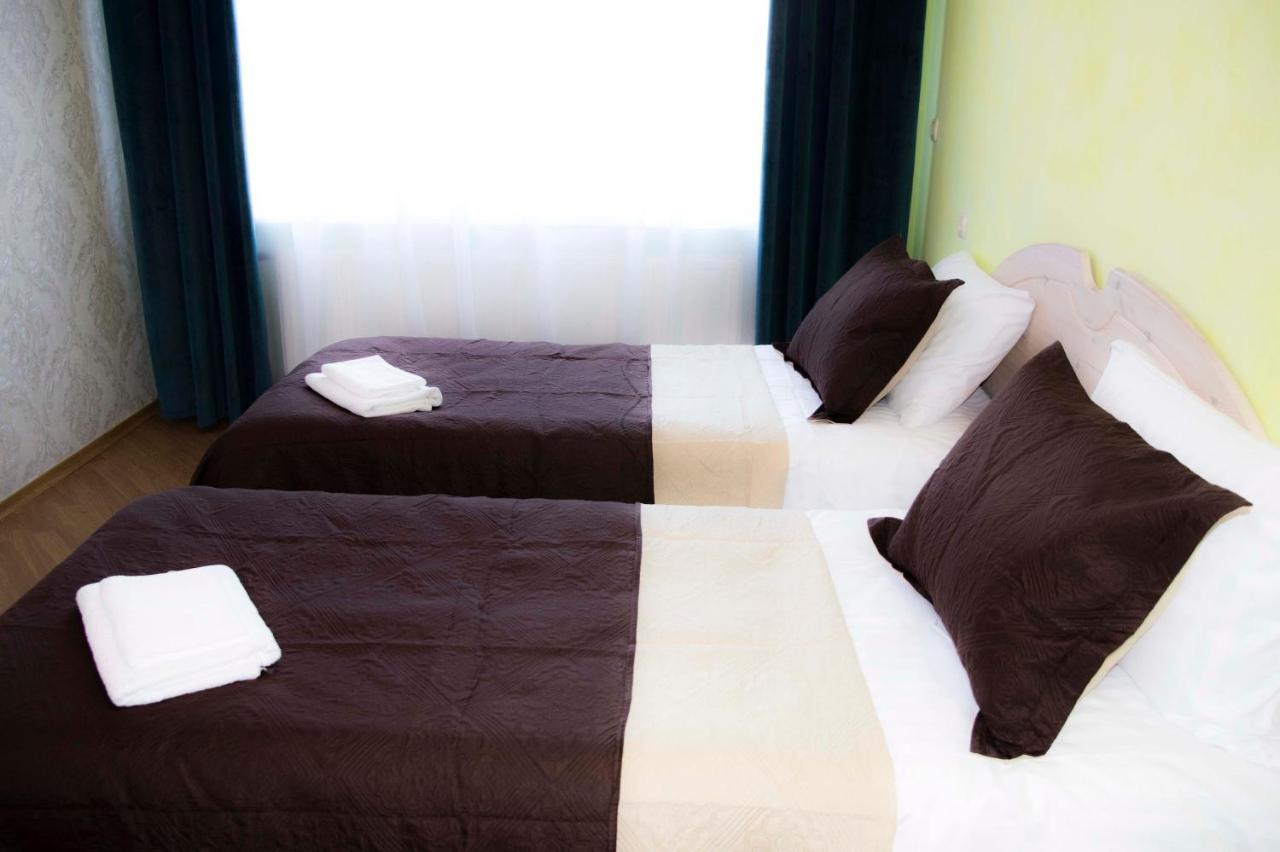 Lovely 2-Bedroom Flat In Siauliai Exterior photo